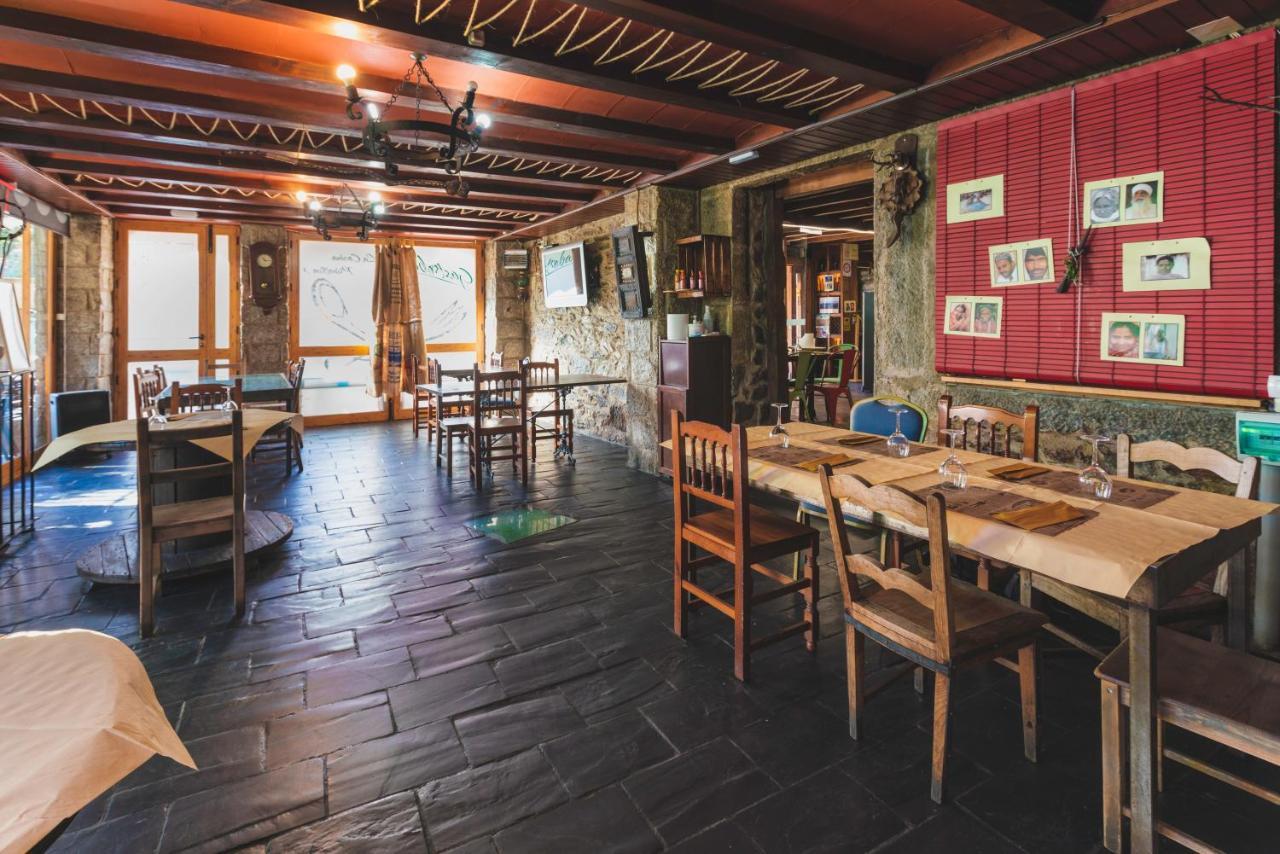 Hostal "Los Chanos El Ruso" Galende Exterior photo